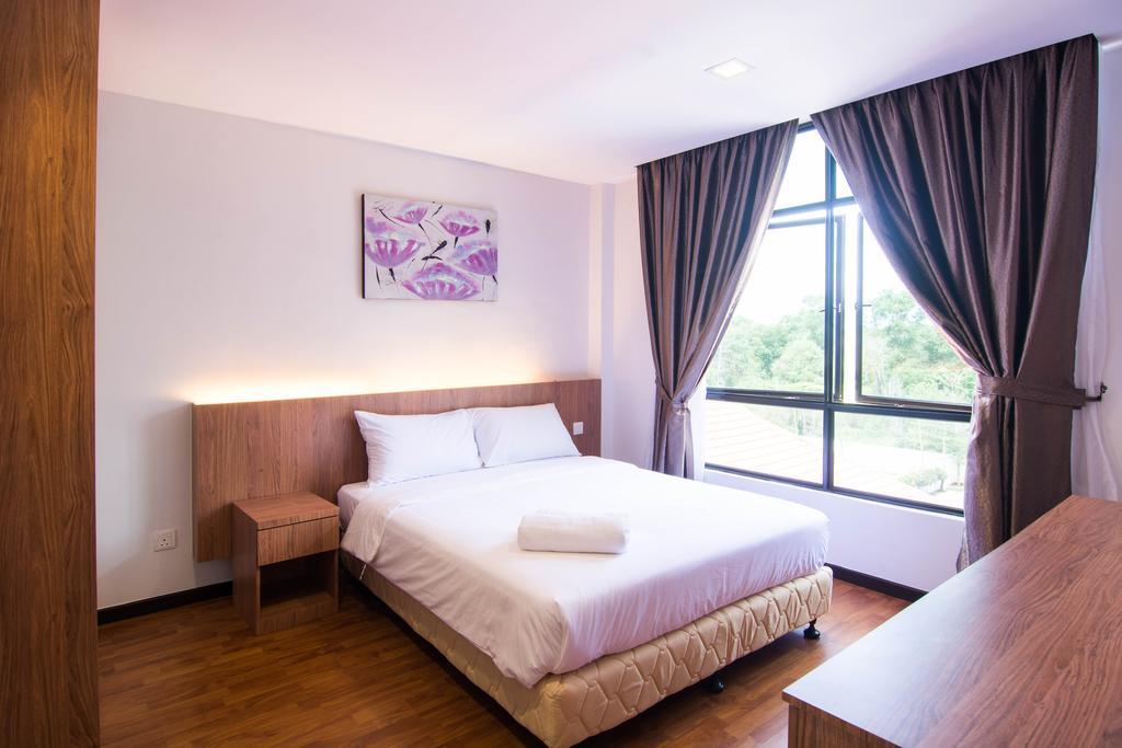 Holiday Homes At Samsuria Resort Kampung Sungai Ular Exterior foto